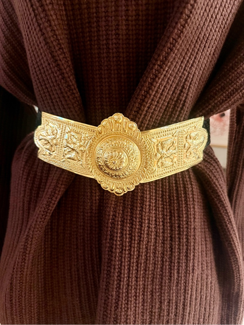 Alexis Kirk VTG 1980s Ornate Gold Byzantine Medallion Statement Belt Black OS